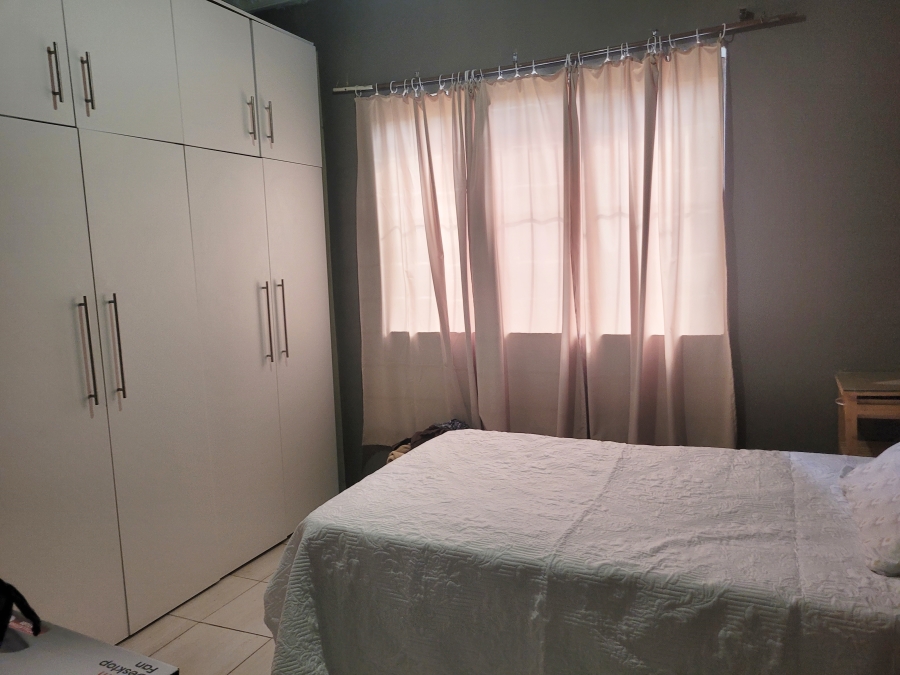 4 Bedroom Property for Sale in Vredelust Western Cape